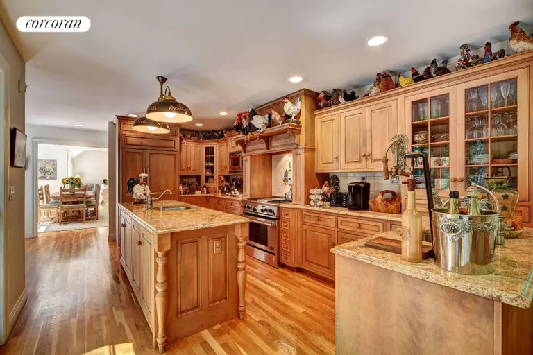 New York City Real Estate | View 10 Beechwood Court | room 9 | View 10
