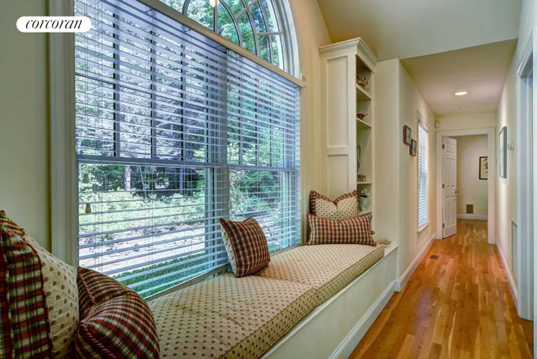 New York City Real Estate | View 10 Beechwood Court | room 20 | View 21