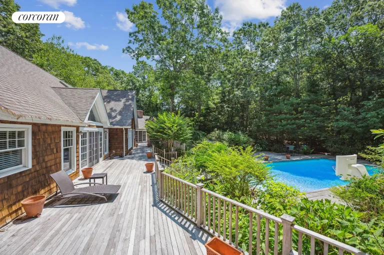 New York City Real Estate | View 10 Beechwood Court | room 25 | View 26