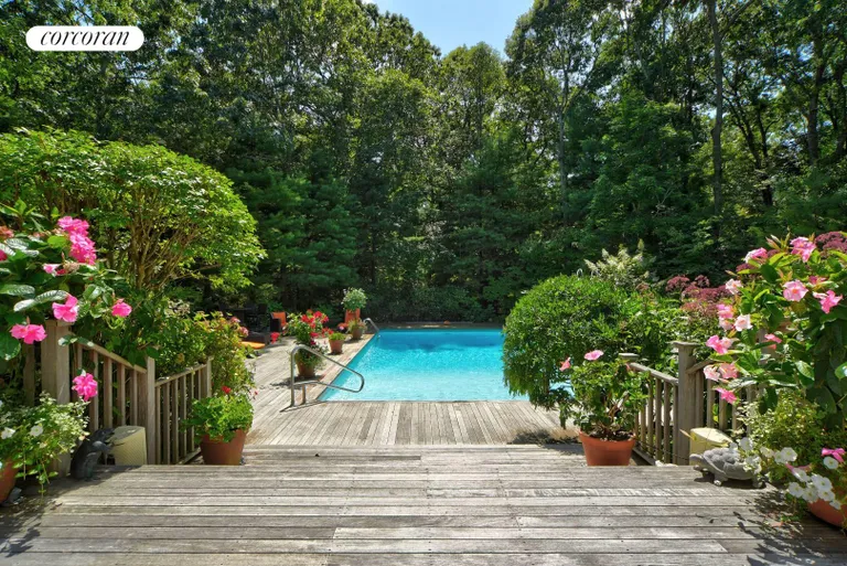 New York City Real Estate | View 10 Beechwood Court | room 27 | View 28