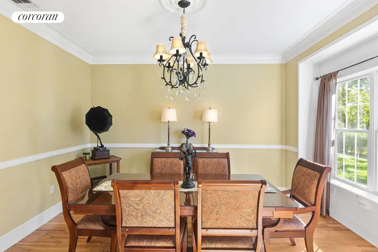 New York City Real Estate | View 1 Woodlawn Avenue | Dining | View 7