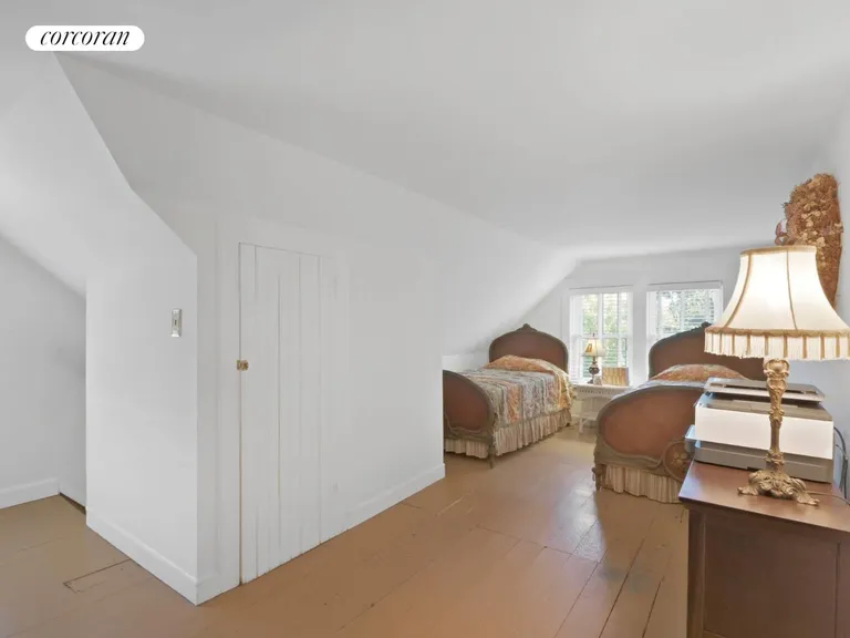 New York City Real Estate | View 20 Bay Avenue | Finished attic space | View 20