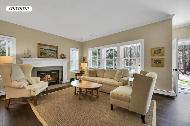 New York City Real Estate | View 45 East Gate Road | Living Room | View 5