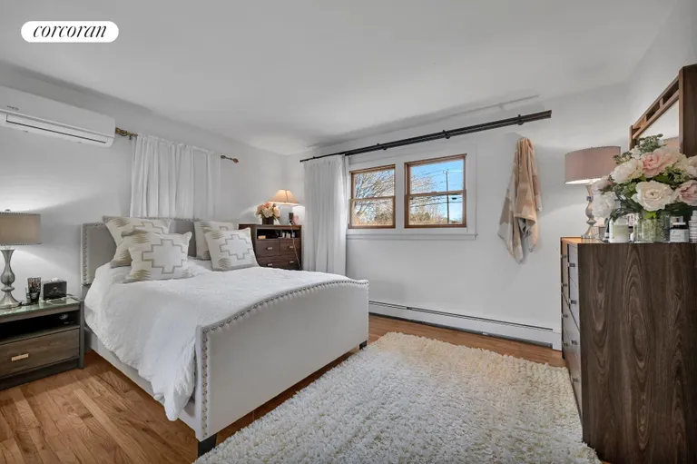 New York City Real Estate | View 121 David Whites Lane | room 8 | View 9