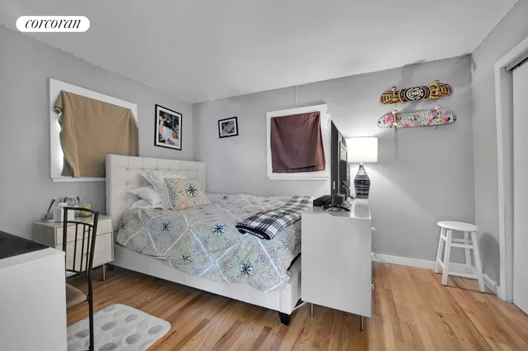The Hamptons Real Estate | View 121 David Whites Lane | room 11 | View 12