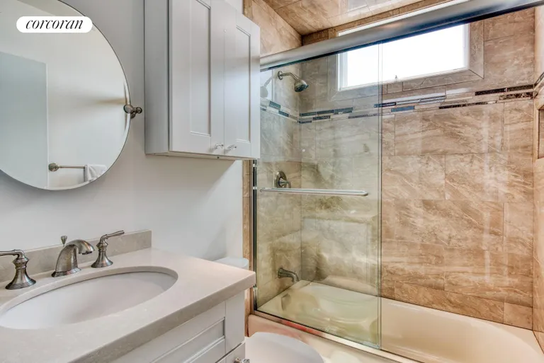 New York City Real Estate | View 40 Dune Road | Renovated Bathroom | View 28