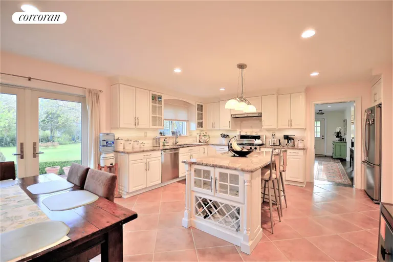 New York City Real Estate | View 10 Old Scallop Pond Road | Large Eat-in Kitchen | View 14