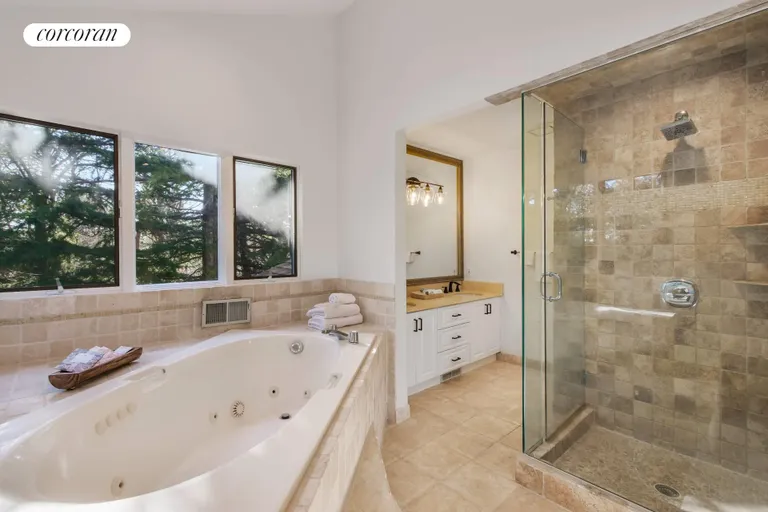 New York City Real Estate | View 25 Blackwatch Court | Bath | View 18