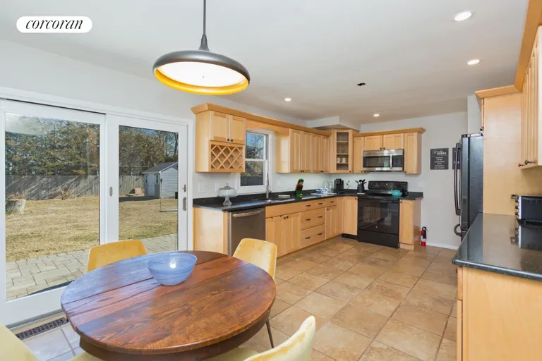 New York City Real Estate | View 41 Hampton Bays Drive | eat in kitchen | View 4
