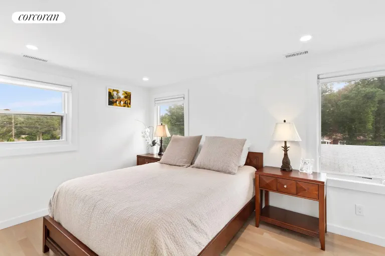New York City Real Estate | View 16 Penny Lane | room 11 | View 12