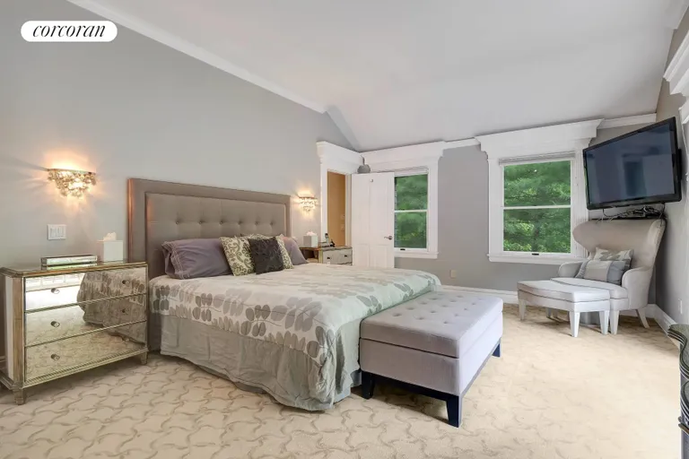 New York City Real Estate | View 49 Northside Drive | room 9 | View 10