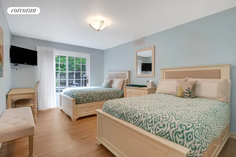 New York City Real Estate | View 49 Northside Drive | room 11 | View 12