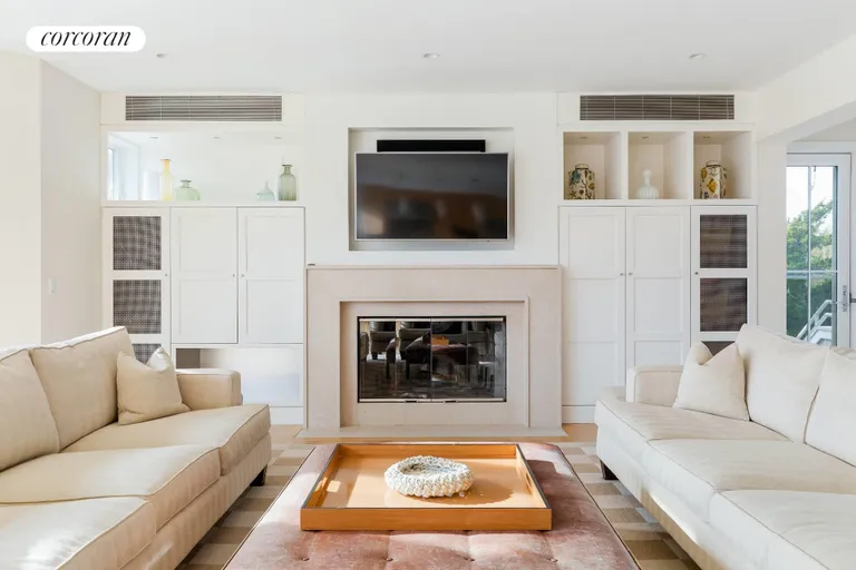 The Hamptons Real Estate | View 266 Marine Blvd. | room 2 | View 3