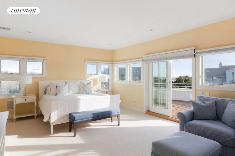 The Hamptons Real Estate | View 266 Marine Blvd. | room 14 | View 15