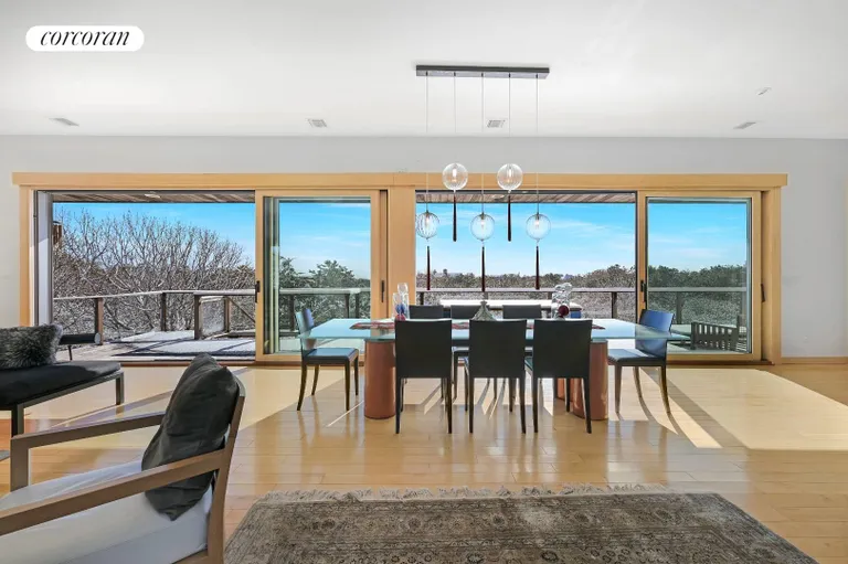 New York City Real Estate | View 23 Seabreeze Lane | room 4 | View 5
