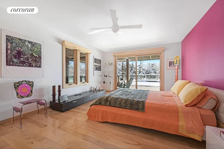 New York City Real Estate | View 23 Seabreeze Lane | queen bed guest room | View 22