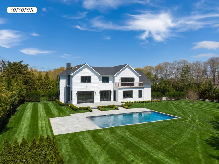 New York City Real Estate | View 94 Lower Seven Ponds Road | 5 Beds, 7 Baths | View 1