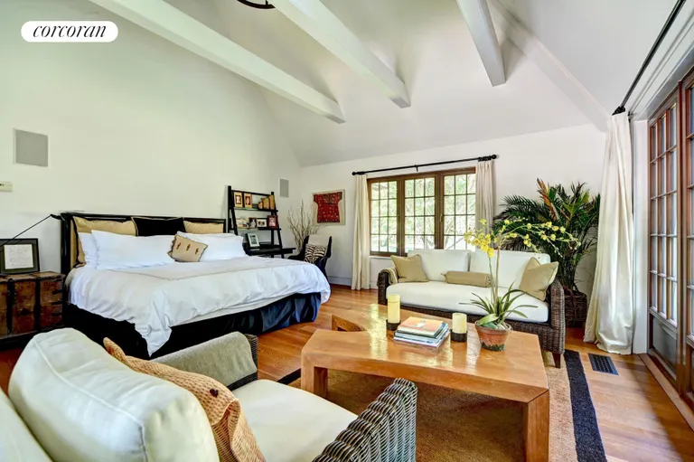 New York City Real Estate | View 41 Manhanset Road | room 10 | View 11