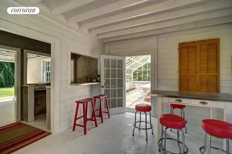 New York City Real Estate | View 41 Manhanset Road | room 25 | View 26