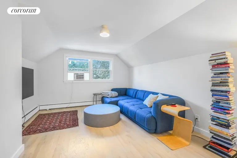 New York City Real Estate | View 14 South Ferncroft Place | room 26 | View 27
