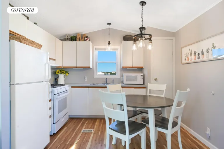 New York City Real Estate | View 100 DeForest Road | room 14 | View 15