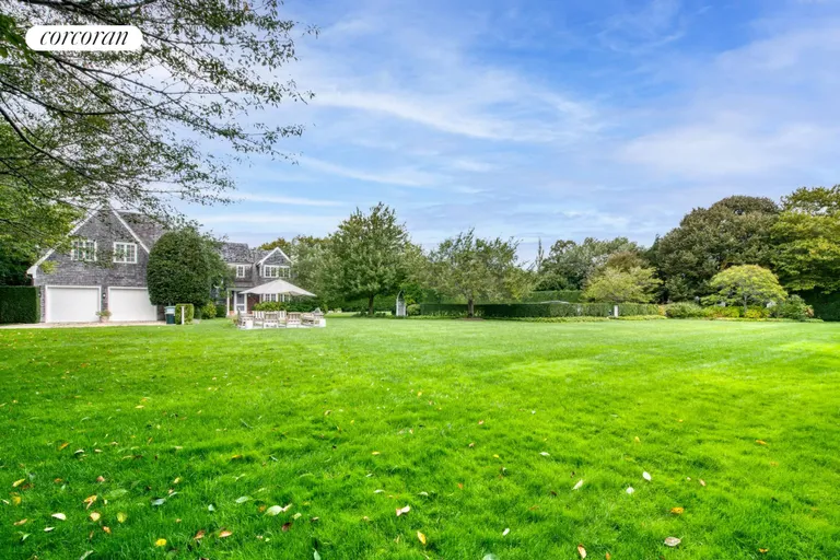 98 Hedges Lane, Amagansett, NY 11930 Property for sale