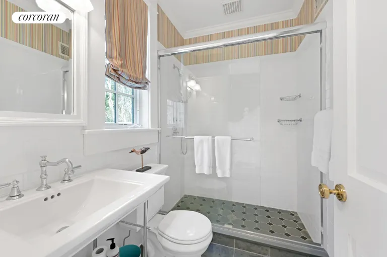 The Hamptons Real Estate | View 98 Hedges Lane | room 28 | View 29