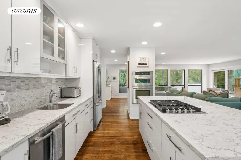 New York City Real Estate | View 251 Seven Ponds Towd Road | Kitchen to Living Room | View 5