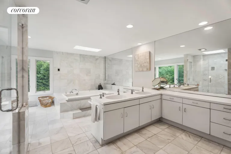 New York City Real Estate | View 251 Seven Ponds Towd Road | Main Bathroom | View 12