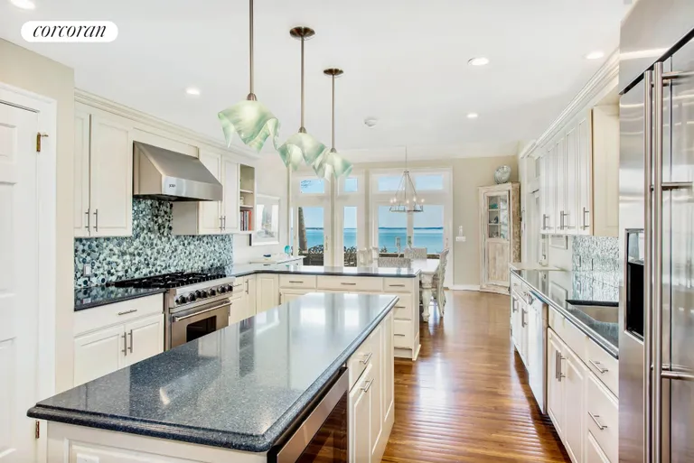 New York City Real Estate | View 750 Paradise Point Road | room 15 | View 16