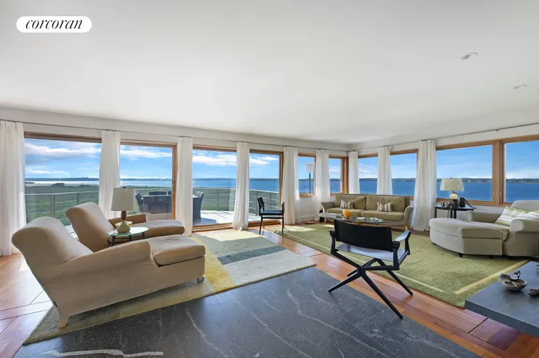 New York City Real Estate | View 360 Dune Road | room 22 | View 23