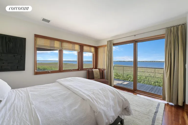 New York City Real Estate | View 360 Dune Road | room 28 | View 29
