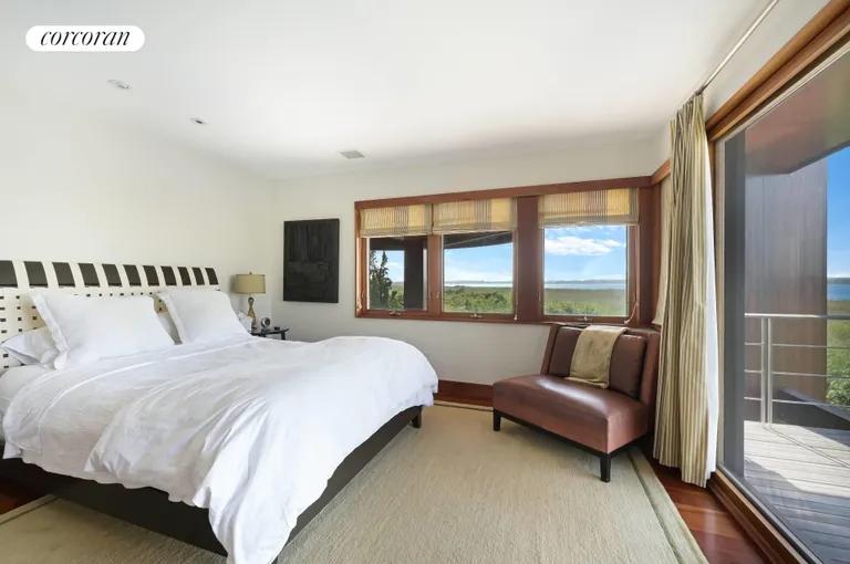 New York City Real Estate | View 360 Dune Road | room 29 | View 30
