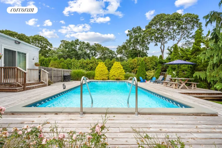 New York City Real Estate | View 6 Heather Drive | Large Pool | View 25
