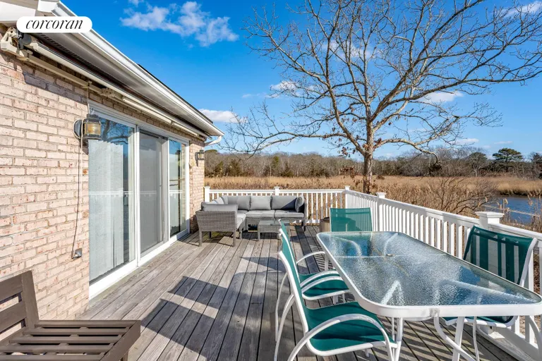 New York City Real Estate | View 13 Bayberry Lane | room 4 | View 5