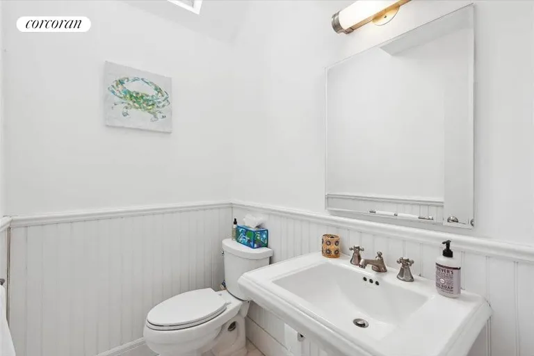 New York City Real Estate | View 102 North Captains Neck Lane (off Bishops) | room 13 | View 14
