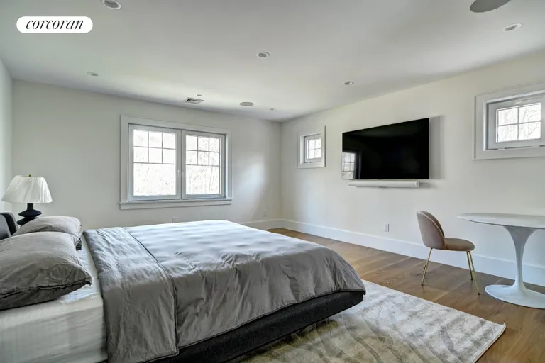 New York City Real Estate | View 42 Edwards Avenue | King bed upstairs | View 11