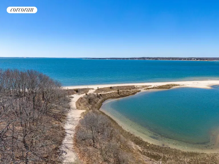 New York City Real Estate | View 11 Peconic Avenue | room 3 | View 4