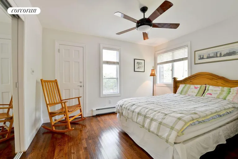 The Hamptons Real Estate | View 27 Ely Brook Road | bedroom | View 10