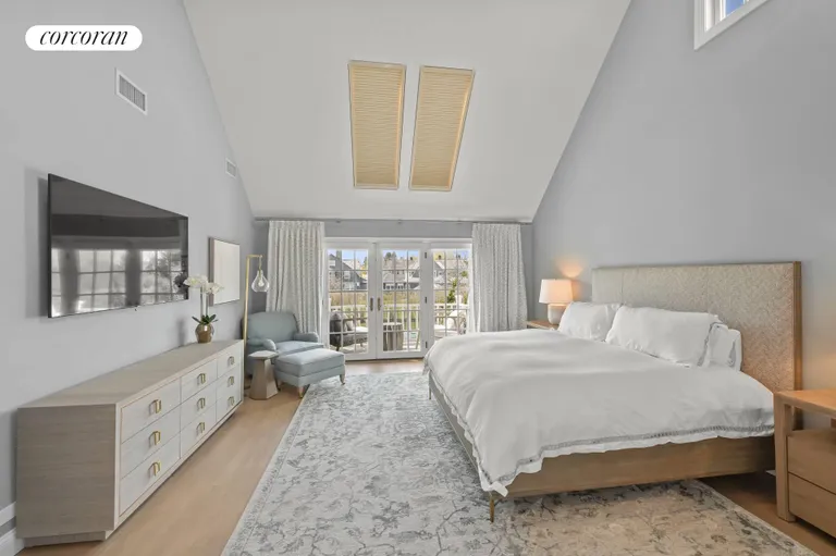 New York City Real Estate | View 245 Oneck Lane | Master Suite | View 17