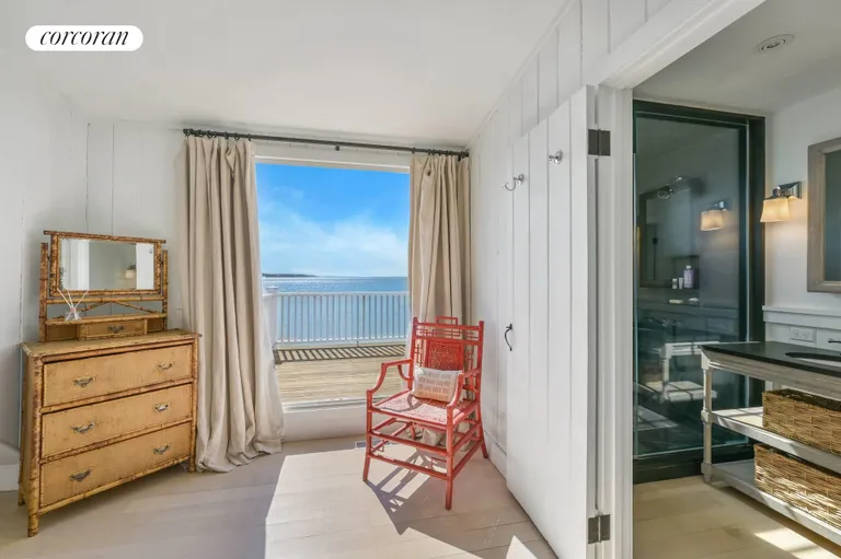 New York City Real Estate | View 41 East Beach Drive | room 14 | View 15