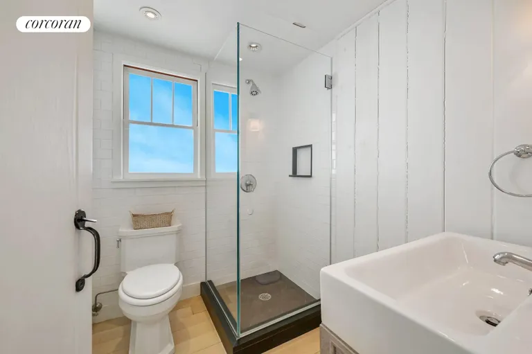 New York City Real Estate | View 41 East Beach Drive | room 22 | View 23