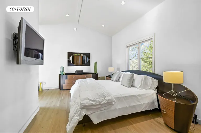 New York City Real Estate | View 1 Carver Street | room 16 | View 17