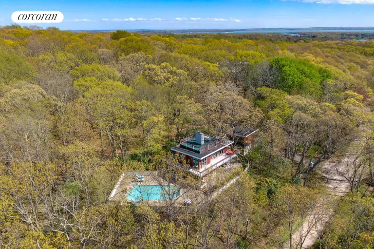 New York City Real Estate | View 10 Serpentine Drive | Aerial | View 3
