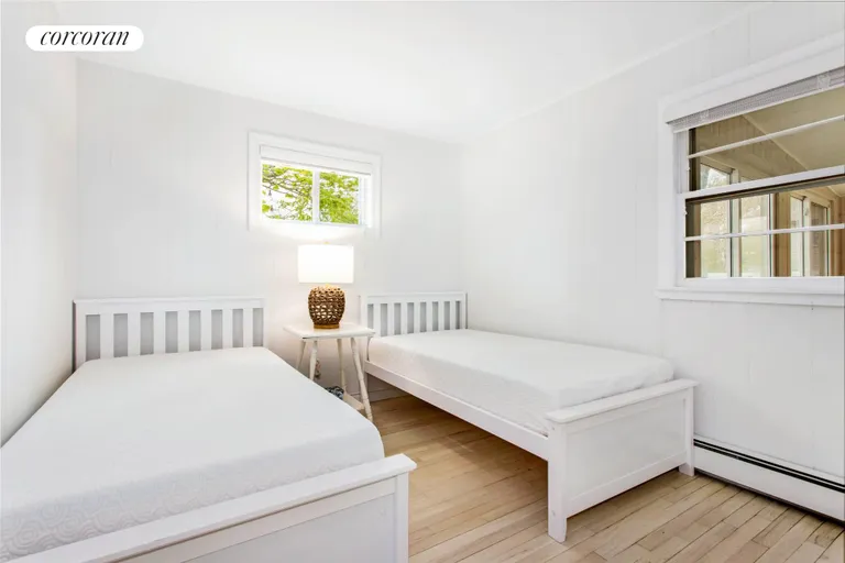 New York City Real Estate | View 1 Loestcher Lane | room 6 | View 7