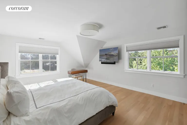 New York City Real Estate | View 23 Forrest Street | room 6 | View 7
