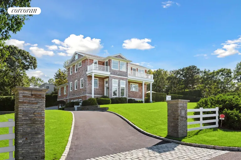 New York City Real Estate | View 107 Highview Drive | 6 Beds, 5 Baths | View 1