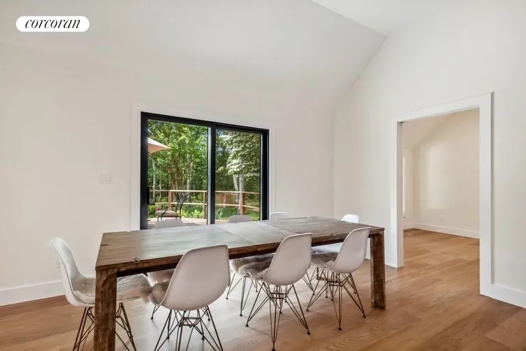 The Hamptons Real Estate | View 3 Jody's Path | room 13 | View 14