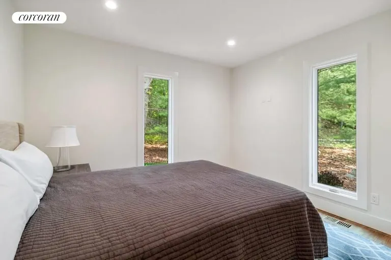 The Hamptons Real Estate | View 3 Jody's Path | room 18 | View 19
