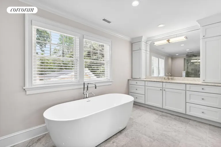 New York City Real Estate | View 24 Seely Lane | Primary Bath With Soaking Tub | View 18